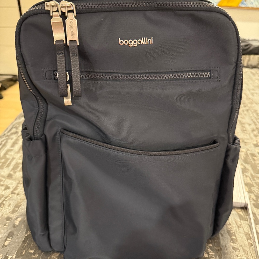 Baggallini Navy Blue Tribeca Expandable  backpack
